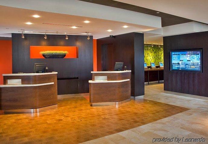 Courtyard By Marriott Saltillo Exteriör bild