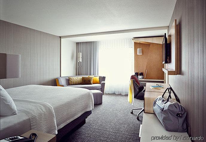 Courtyard By Marriott Saltillo Exteriör bild
