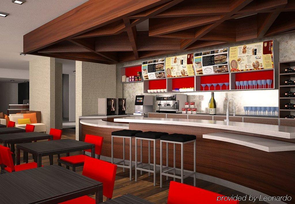 Courtyard By Marriott Saltillo Exteriör bild